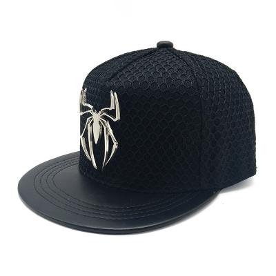 China 2021 COMMON fashion logo snapback luxury custom two tone metallic plate hat with leather brim for sale