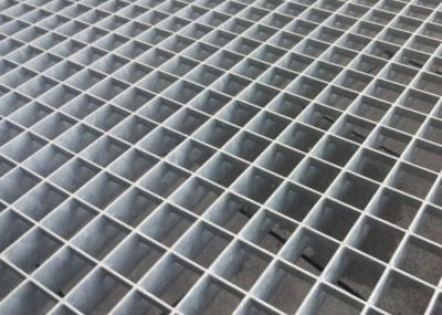 China Square Welded Steel Floor Grating Good Lateral Stiffness Acid Resistance for sale