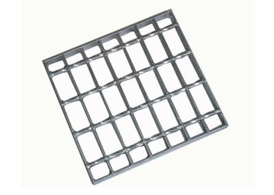 China Hot Dipped Galvanized Serrated Bar Grating Stair Treads Q235 European Standard for sale