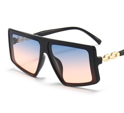 China Fashion Sunglasses 2022 Optifix Frame Fashion Shades Retro Classic Oversized Sun Glasses Big Chain Absorbable Sunglasses for sale