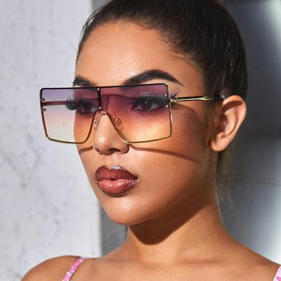 China Oversized Women Fashion Sunglasses Big Frame Designer Sunglasses Famous Brands Metal Frame Luxury Sun Glasses for sale