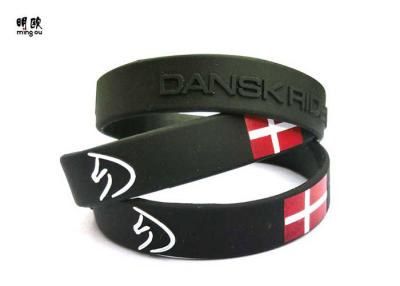 China 3D Embossed Embossed Silicone Bracelets , Engraved Rubber Bracelets Wristband for sale