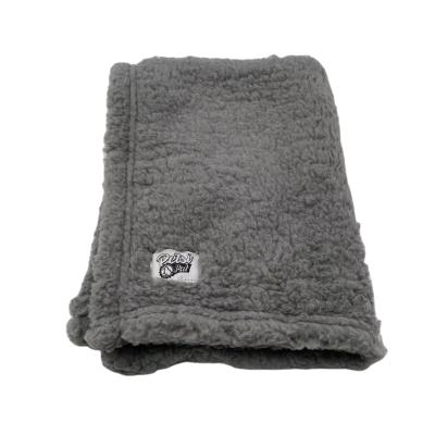 China Travel Super Soft 100% Polyester Plush Dog Shear Blanket Luxury Printed Pet Blanket for sale