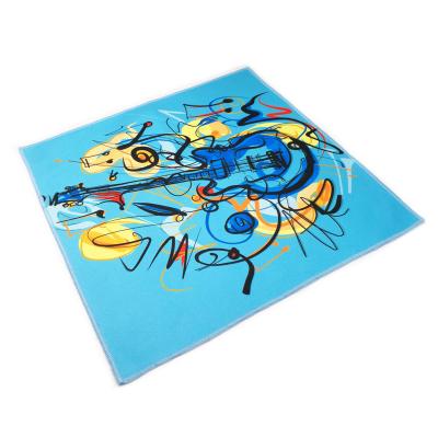 China Sustainable Custom Heat Transfer Printed Microfiber Instruments Cleaning Cloth for sale