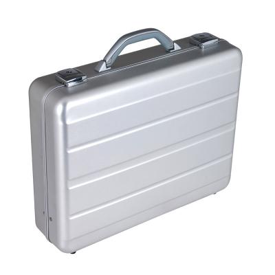 China Custom Silver Attache Case , Moistureproof Aluminium Laptop Briefcase for sale