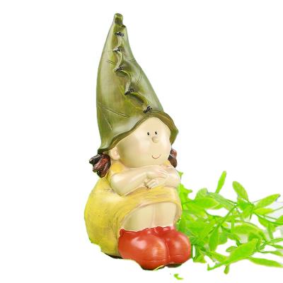 China Creative Pastoral Outdoor Cute Dwarf Lovers China Yard Decoration Resin Elf China Yard Decoration Sample Room for sale