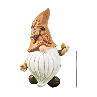 China Creative China resin sculpture garden decoration gnome cartoon wear hat decorate maple leaf on top for sale