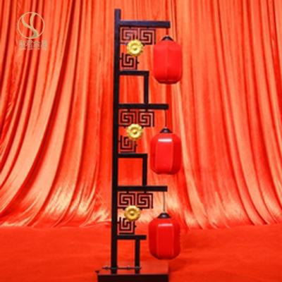 China Contemporary hot sale antique red floor standing large red chinese lanterns for indoor decoration for sale