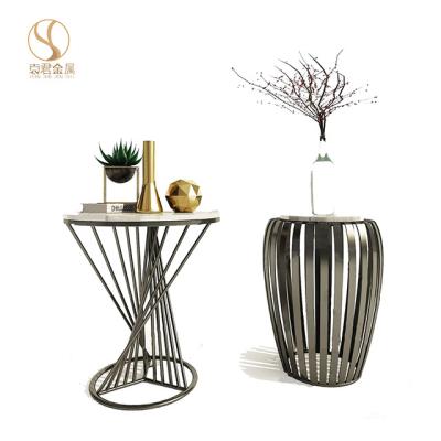 China Europe fashion tall metal flower pedestal stand flower pot holder luxury indoor round wedding event decoration for sale