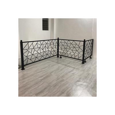 China 2021 Modern New Design Indoor Aluminum Safety Staircase Fencing High Quality Luxury Iron Railing for sale