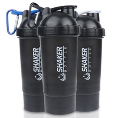 China 500ML Viable Newly Designed Double-Layer Plastic Protein Shaker Gym Water Bottle With Carabiner for sale