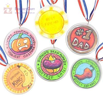 China Worldwide OEM ODM Hot Selling Custom Medal For Kids Plastic PVC Holder Medal for sale