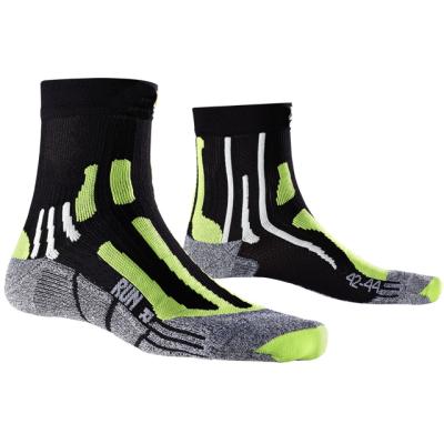 China Breathable Compression Performance Moisture Wicking Tennis Ankle Sports Socks for sale