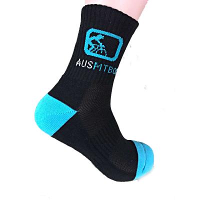 China Custom Breathable Athletic Breathable Mens Sport Cycling Sock-----black blue for sale