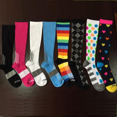 China Antibacterial Custom Knee High Running Compression Sock Colorful Sports Compression Socks for sale