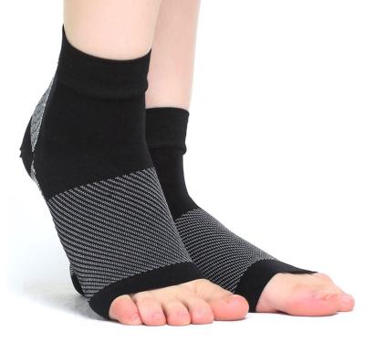 China Plantar Fasciitis Foot Sleeves Wholesale Open Ankle Compression Plantar Fasciitis Compression Socks With Arch Support for sale