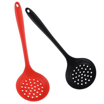 China Large Slotted Skimmers Skimmers Skimmers Stick Spoon Sustainable Kitchen Non Durable Silicone Skimmer for sale