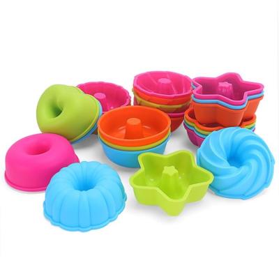 China Amazon Sustainable Hot Selling Cake Mold Silicone Liners 6pcs Set Silicone Cupcake Liners Baking Cups for sale