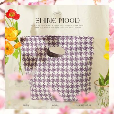 China Custom Small Women's Tote Bag Fashion Product Bags Women Handbags Ladies Girl's Mini Tote Bag Purple Knit Pattern Tote Bag for sale