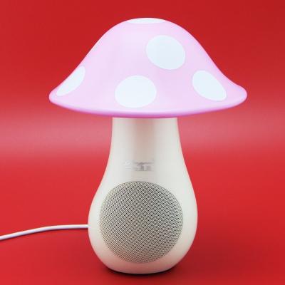 China Wireless Cute Bass Speaker Magic Swamm USB Mushroom LED Light Lamp Wireless Speaker Desktop Speaker For Computer/Laptop/Smartphones for sale