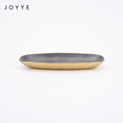 China Sustainable Christmas Rectangular Tray Organic Joyye Porcelain Gold Plated Serving Tray for sale