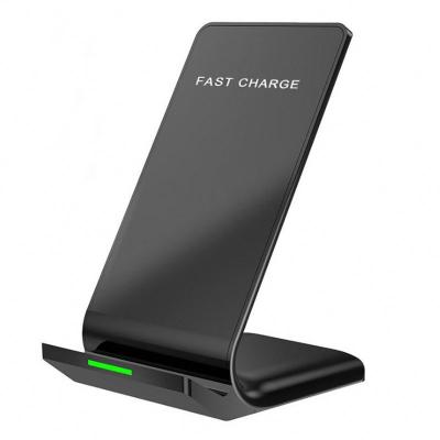 China Mobile Phone Charger Portble 10W 15W Magnetic Fast Wireless Charger Pad For Iphone Samsung for sale