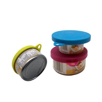 China Amazon Hot Selling Size One Non-Refillable Fit 3 Standard Size Universal Silicon Pet Food Can Cover Bpa Free Box Lids For Dog And Cat Food for sale