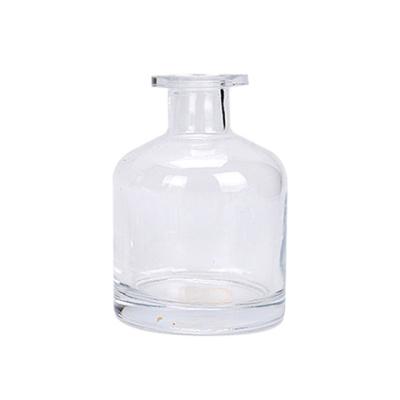 China Personal Care 50ml 100ml 150ml 250ml Clear Aroma Diffuser Glass Bottle With Gold Cap for sale