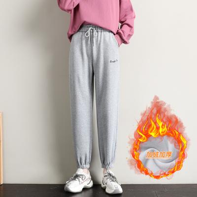 China Winter Long-Lasting Thickened Plush Sweatpants Women's Loose Leisure Jogging Pants for sale