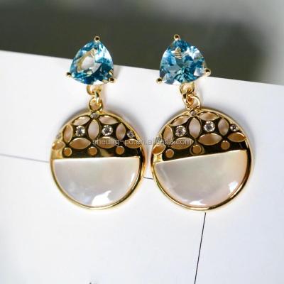 China High Quality Real Design 18k Gold Half Hollow Stud Earrings With Trillion Shape Shell For Women Gift Blue Green And White for sale