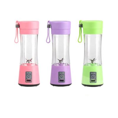 China Personal Mini Size Car USB Rechargeable Juicer Cup Fresh Juice Maker for sale