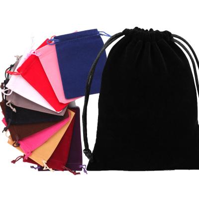 China Fashoion 2020 New Black Velvet Pouch Bags With Drawstring Velvet Gift Bags Drawstring Jewelry Pouches Candy Bags Wedding Favors for sale