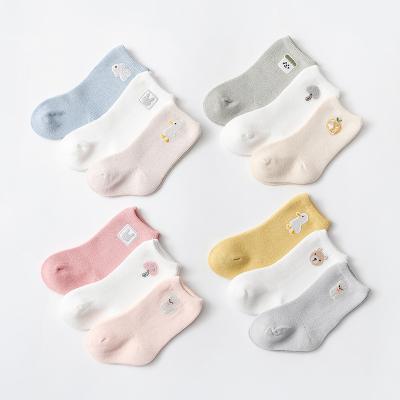 China Breathable Colorful Cute Organic Cotton Pattern Kids Newborn Baby Socks Soft Breathable Baby Boy Socks for sale