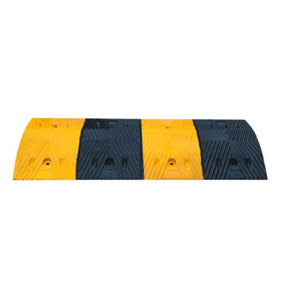 China Road Speed ​​Bump High Strength One Way Rubber Bump for sale