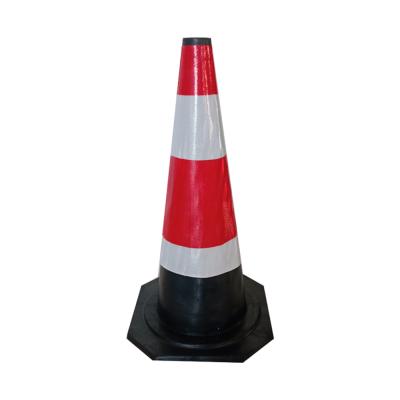 China Pavement Safety Road Racing Safety Signs Reflective Traffic Cone for sale