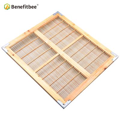 China Bamboo Queen Bee Hive Excluder Beekeeping Plant Beekeeping for sale