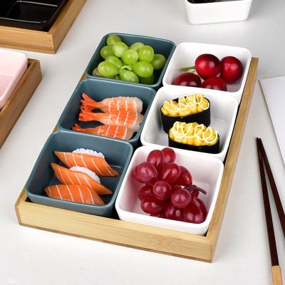 China Food Service Food Snacks Serving Seramic Container With Bamboo Tray for sale