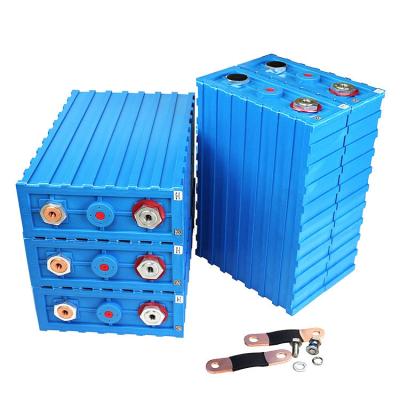 China Langdurige 3,2Volt 200Ah LifePo4 batterijcel voor 48V zonne-energiesysteem Te koop