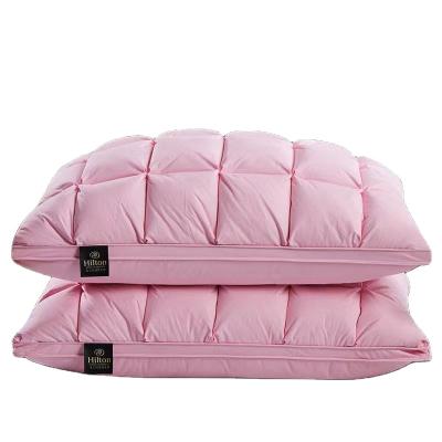 China 48x74cm Hilton Folded Pillow 1000g With Bag Pillow Cushion for sale