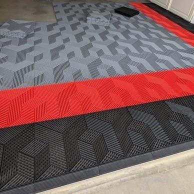 China Black PP Hard Plastic Garage Floor Tiles Industrial Interlocking Floor Tiles for sale