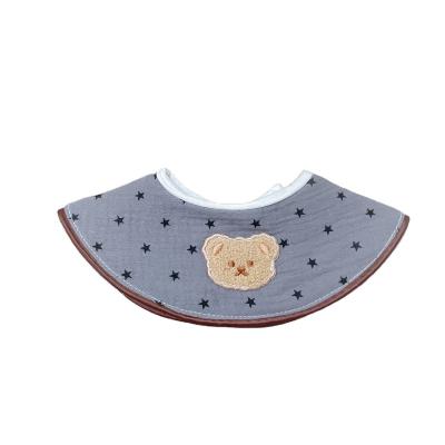 China 100% Skin-Friendly Bandana Baby Muslin Bear Bibs Towels Cotton Washable Bib for sale