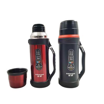 China 1200ML Large Capacity Stainless Steel Handle PORTABLE Sports Water Bottle With Lid for sale