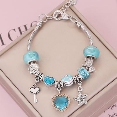 China New cute key and love star bracelet DIY Crystal Hand Ornaments Wholesale Independent simple sales packaging for sale