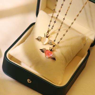 China Romantic Romantic Framing Setting Titanium Necklaces For Women Crown Wings Pendant Necklace Gold Plated Lips Fashion Jewelry Chain Necklace for sale