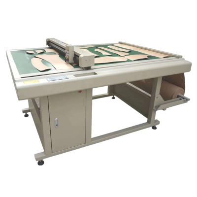 China Hotels Factory Price Vinyl Sticker Cutter Plotter Free Software USB Driver Automatic Contour Cutter Plotter for sale