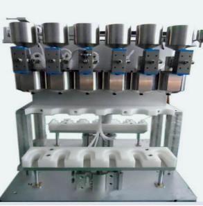 China Semi Automatic Electrolyte Filling Machine For Prismastic Cylindrical Cell Battery Production for sale