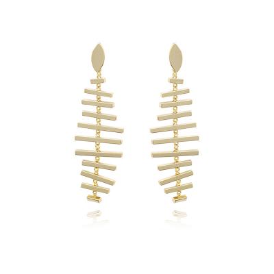 China 925 FASHIONABLE Silver Sliver Fish Bone Shape Earrings 925 Needle Temperament Ear Jewelry for sale