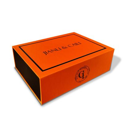 China Handmade Luxury Custom Logo Foldable Kids Clothes Packaging Paper Boxes Rigid Empty Paper Gift Box for sale