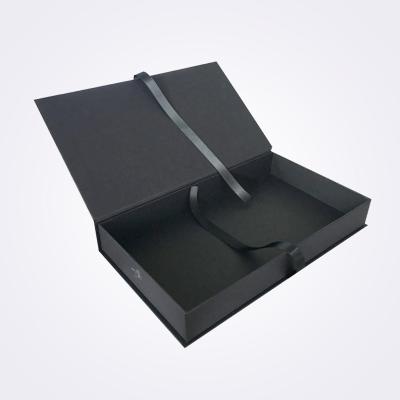 China OEM ODM Size Quality Box Handmade Gift Box With Ribbon Closure for sale