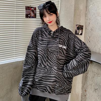 China Anti-wrinkle the new loose, long-sleeved zebra-print, alpha-print hoodie for a slim fall look for sale